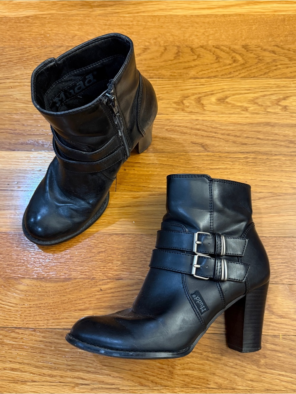 Mudd Vintage 90s/Y2K-Era Strappy Double Buckle Ankle Boots Black - Size 6 *FLAW*